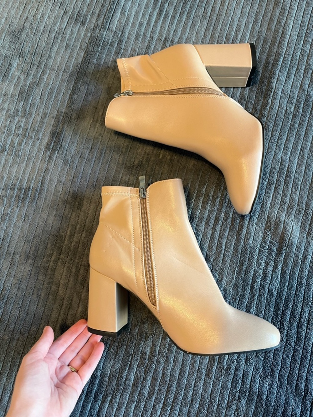MIA Beige Block Heel Ankle Booties | Size 9 NEW - Picture 3 of 6